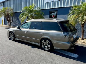 2000 Subaru Legacy Wagon GT-B E-Tune AWD, 5-Speed Manual Transmission, 2.0L Twin-Turbo EJ2 — photo 5