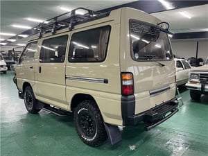 Mitsubishi Delica Star Wagon P35W 1992 — photo 3
