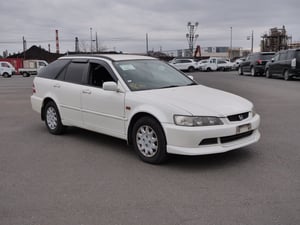2000 Honda Accord Wagon 4WD — photo 3