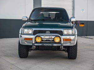 1995 Toyota Hilux Surf SSR-X — photo 2