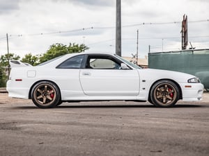 1995 Nissan Skyline R33 GT-R — photo 3