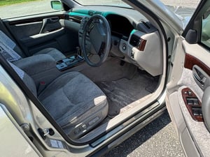 2000 Toyota Crown Majesta JZS177 2JZ-FSE — photo 2