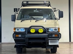 Mitsubishi Delica Star Wagon