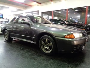 Nissan Skyline GT-R  BNR32 4WD  June 1990 — photo 2