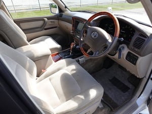 2001 Toyota VX Limited 100 Series G Selection 50th Anniversary — photo 6
