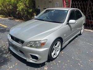 1999 Toyota Altezza RS200 SXE10 — photo 3