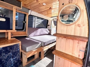 1991 Toyota Hiace, 4x4 Super Custom Diesel, 5-Speed Manual — photo 3