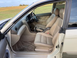 2000 Subaru Legacy GT Lancaster — photo 2