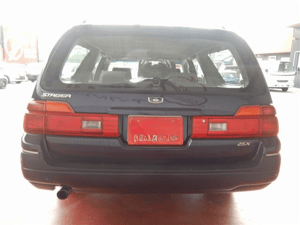 Nissan Stagea WGC34 25X December 1996 — photo 3