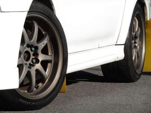 Mitsubishi Lancer Evolution February 1999 — photo 2