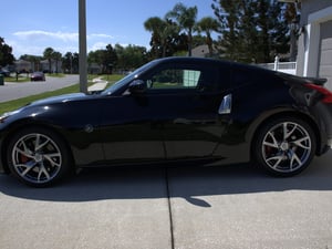 For Sale: 2014 Nissan 370Z Sport Package - 6-Speed Manual - Clean, Garage-Kept — photo 2