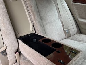 2000 Toyota Crown Majesta V8 — photo 5