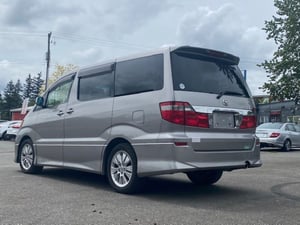 JDM TOYOTA ALPHARD AWD MINI VAN LOW MILAGE 59,000Km — photo 4