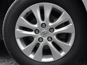 2010 Toyota Voxy ZS Edition Twin Sunroofs — photo 2