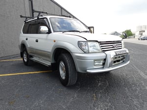 JDM 1999 Toyota Landcruiser Prado 2.7L 4WD — photo 2