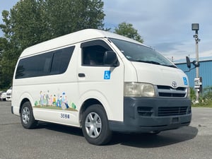 JDM DEISEL HIGH ROOF VAN LOW LOW MILEAGE — photo 3