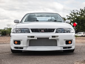1995 Nissan Skyline R33 GT-R — photo 2