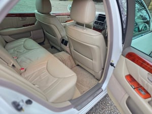 2000 Toyota Celsior - JDM Luxury Sedan - 4.3L V8 - Air Suspension - Low Miles — photo 3
