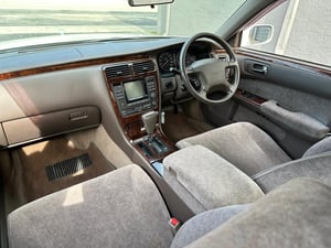 1996 Nissan Cima Y33 — photo 2