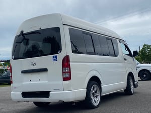 JDM TOYOYA HIACE HIGH WHHL CHAIR VAN LOW LOW MILEAGE — photo 3