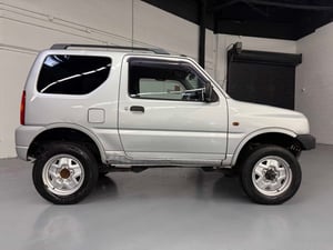1999 Suzuki Jimny Turbo — photo 2