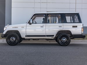 1992 Toyota Land Cruiser Prado LJ78 — photo 3