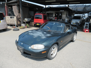 Mazda Roadster 1.8 V.S NB8C November 1999