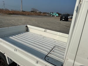 FOR SALE - 2000 Daihatsi Hijet kei Truck - 2WD / AC / NEW IN STOCK — photo 4