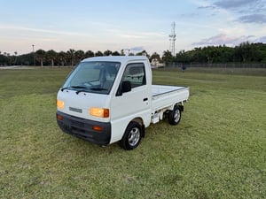 1997 Suzuki Carry — photo 2