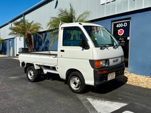 1998 Daihatsu HiJet Kei Truck, 5-Speed Manual Transmission, RWD, 16k Original Miles — photo 3