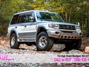 Mitsubishi Pajero Exceed Wide Body