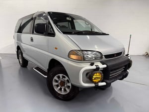 1993 Mitsubishi Delica