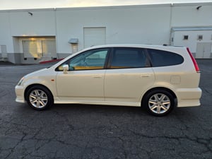 2000 Honda Stream – Ultra-Low Mileage JDM Sports Wagon — photo 4