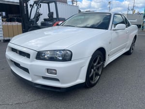 2000 Nissan Skyline GT-R