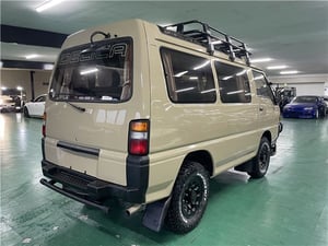 Mitsubishi Delica Star Wagon P35W 1992 — photo 6