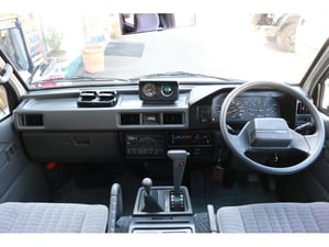 Mitsubishi Delica Star Wagon P35W — photo 6