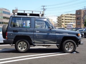 Toyota Land Cruiser 70 LX 1991 November — photo 4
