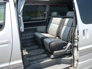 Toyota Hiace KCH40 Regius October 1999 — photo 5