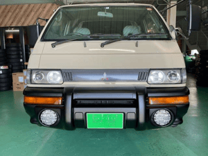 Mitsubishi Delica Star Wagon 2.5 GLX aeroroof diesel turbo 4WD 1998