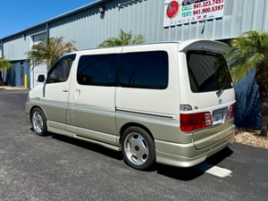 2000 Toyota Grand HiAce V6, 3.4L Gas. RWD Automatic transmission — photo 5