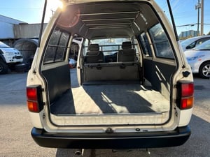 1998 Toyota Townace Van with Dual Sliding Door 82,000 Miles — photo 6