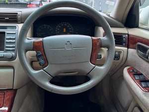 2000 Toyota Crown Majesta V8 — photo 6