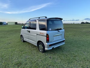 1999 Daihatsu Atrai — photo 6