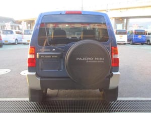 Mitsubishi Pajero Mini H58A — photo 4