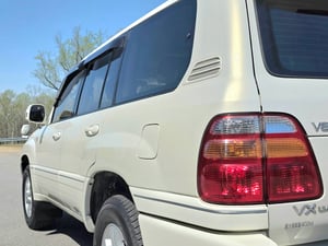 1998 Toyota Land Cruiser VX Limited — photo 3