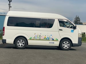 JDM DEISEL HIGH ROOF VAN LOW LOW MILEAGE — photo 6