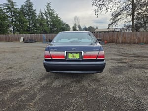 2000 Toyota Crown Royal Saloon - Rare Dark Blue Color — photo 6