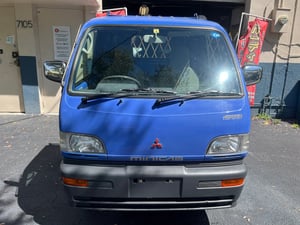 1998 Mitsubishi Minicab 4WD VX Special Edition Mini Truck — photo 2
