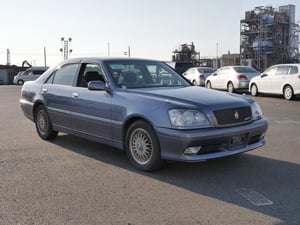 2000 Toyota Crown Athlete G — photo 3