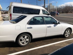 Nissan Gloria Y33 October 1996 — photo 4